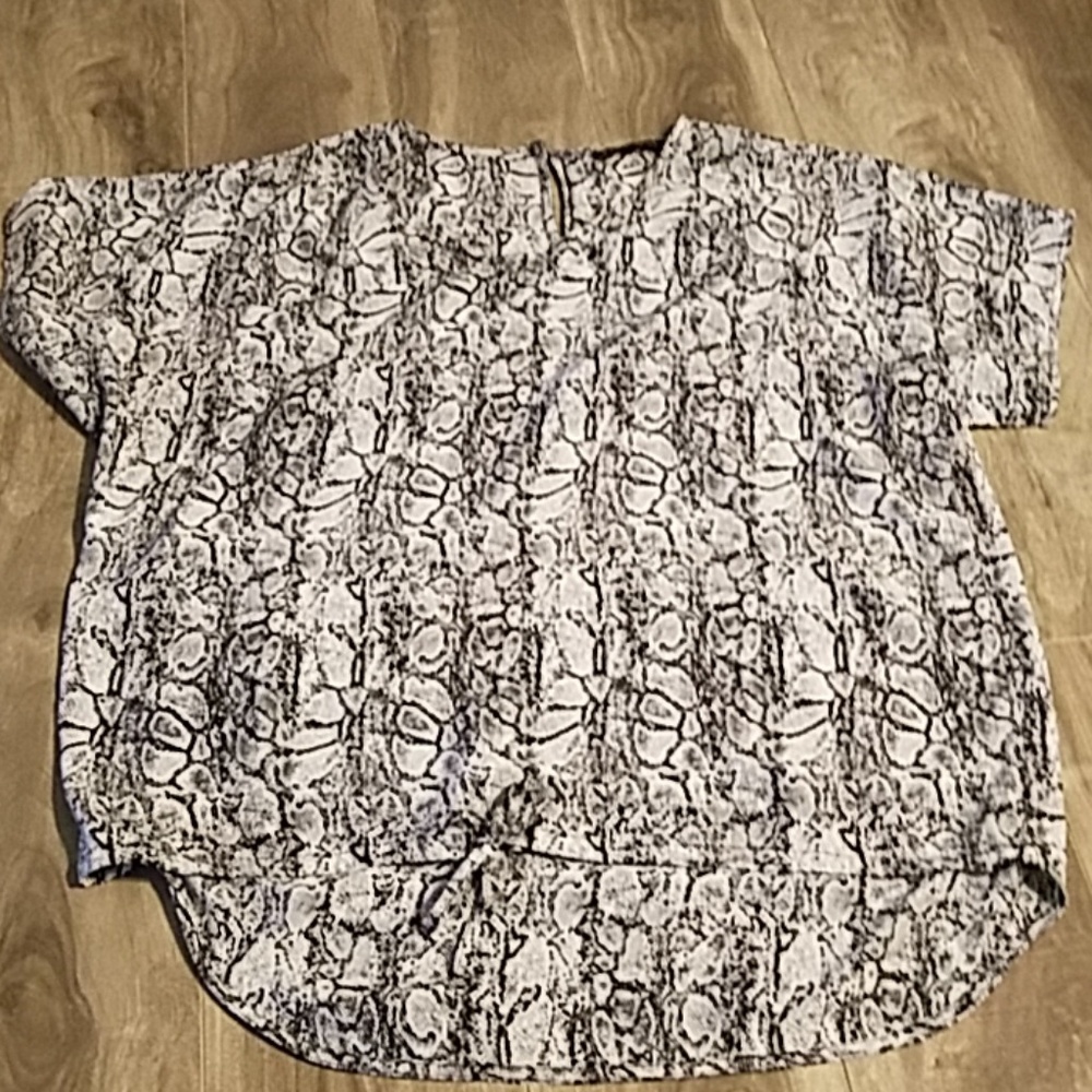 Violet and Claire Snakeskin Blouse Size Medium.